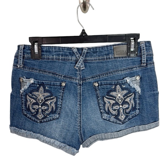 Hydraulic Lola Curvy cuffed fringe hem denim embellished mini shorts sz 9/10 - Picture 2 of 12